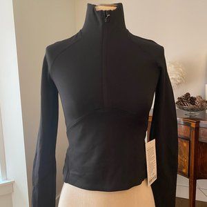 Lululemon NWT Always Alert 1/2 Zip, size 4